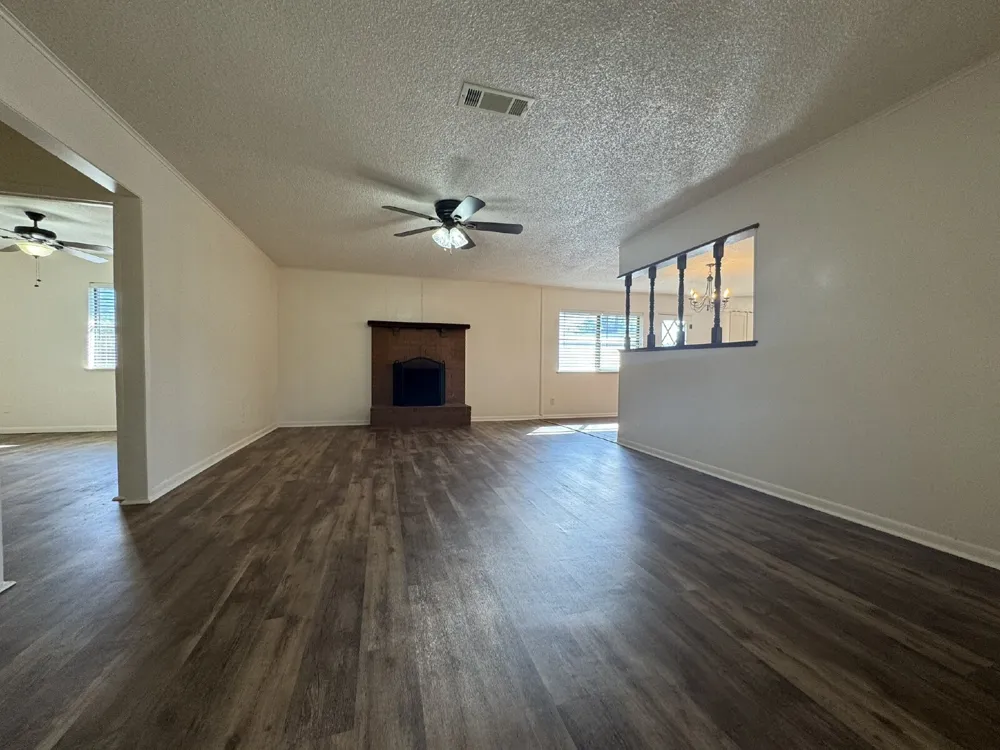 208 Prairie Wind Boulevard Stephenville, TX 76401