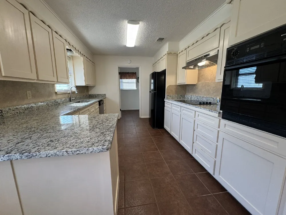208 Prairie Wind Boulevard Stephenville, TX 76401