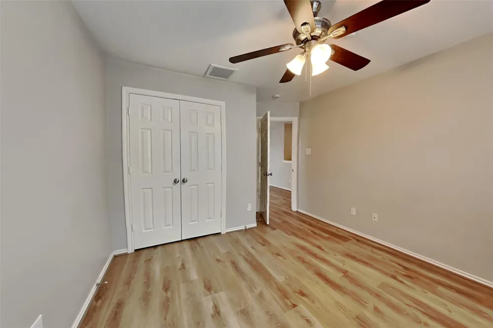 22076 Knights Cove Drive Kingwood, TX 77339