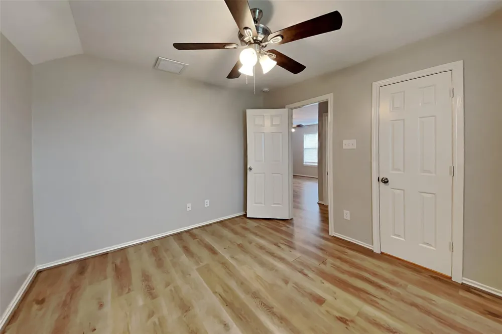 22076 Knights Cove Drive Kingwood, TX 77339