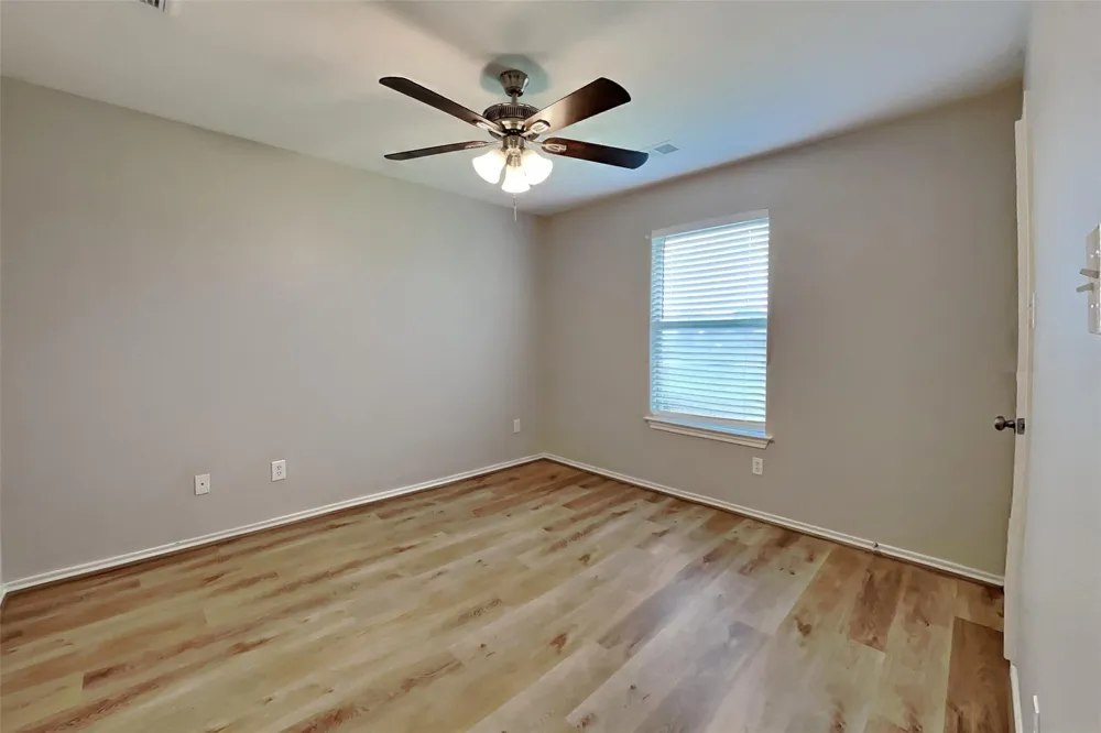 22076 Knights Cove Drive Kingwood, TX 77339