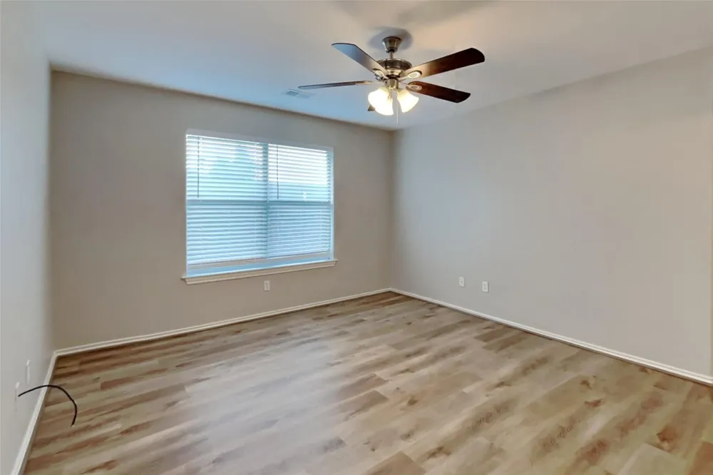 22076 Knights Cove Drive Kingwood, TX 77339