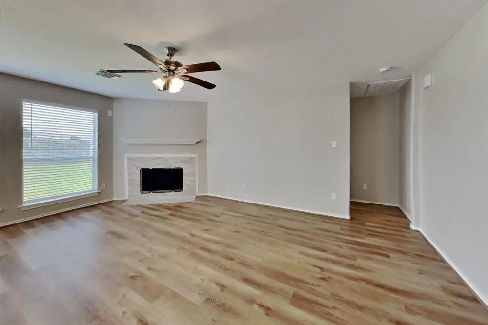 22076 Knights Cove Drive Kingwood, TX 77339