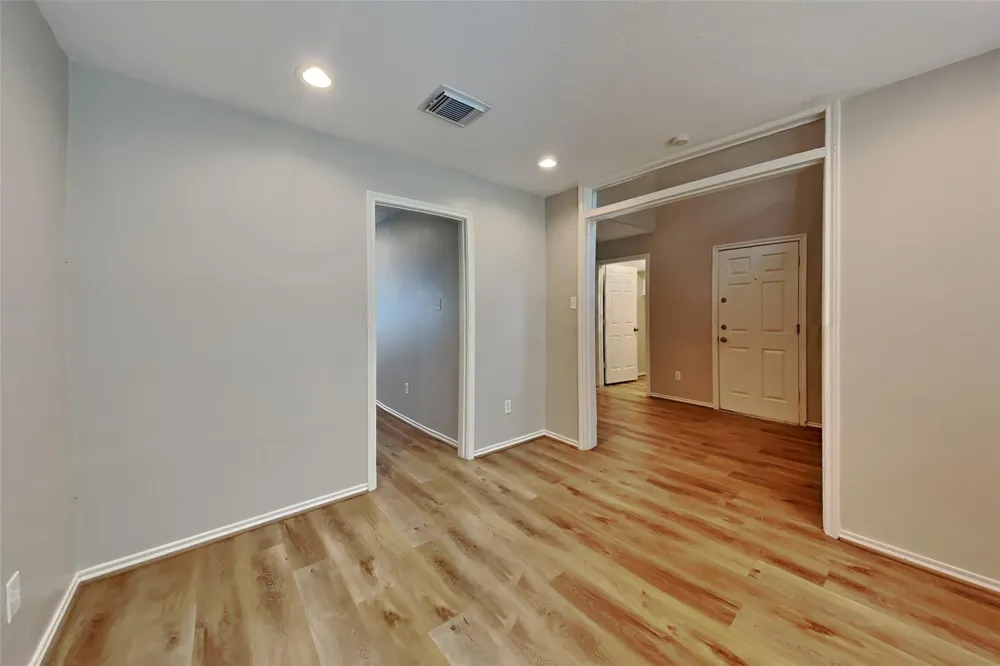 22076 Knights Cove Drive Kingwood, TX 77339