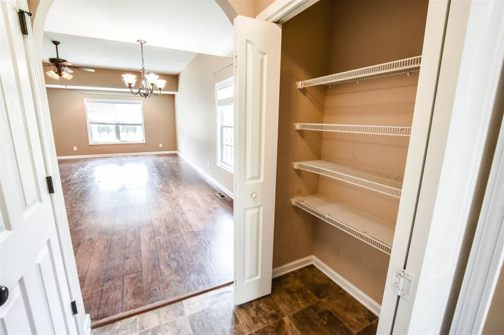 3627 Fox Tail Drive Clarksville, TN 37040