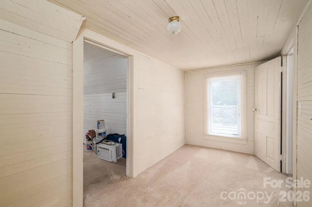 744 S Grove Street Extension Lincolnton, NC 28092