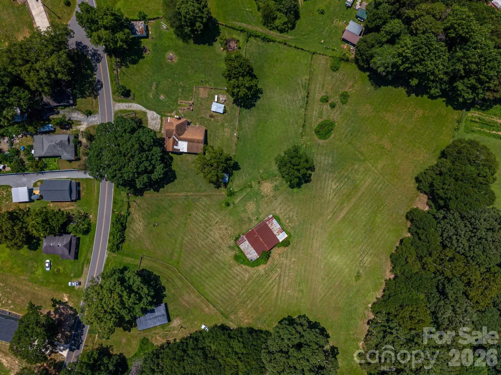 744 S Grove Street Extension Lincolnton, NC 28092