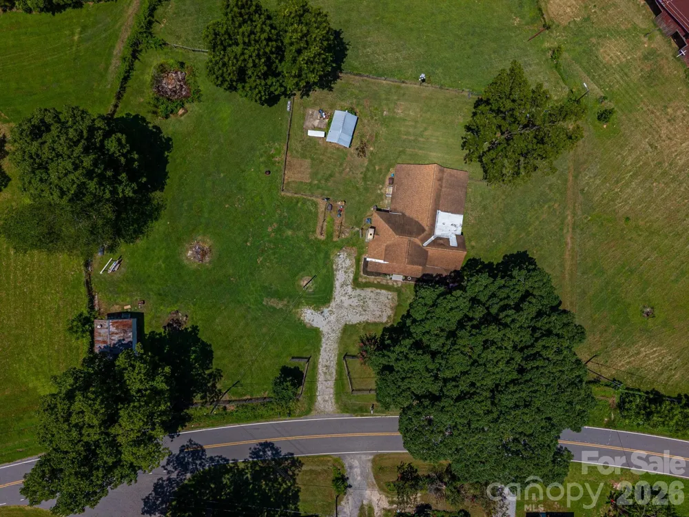 744 S Grove Street Extension Lincolnton, NC 28092