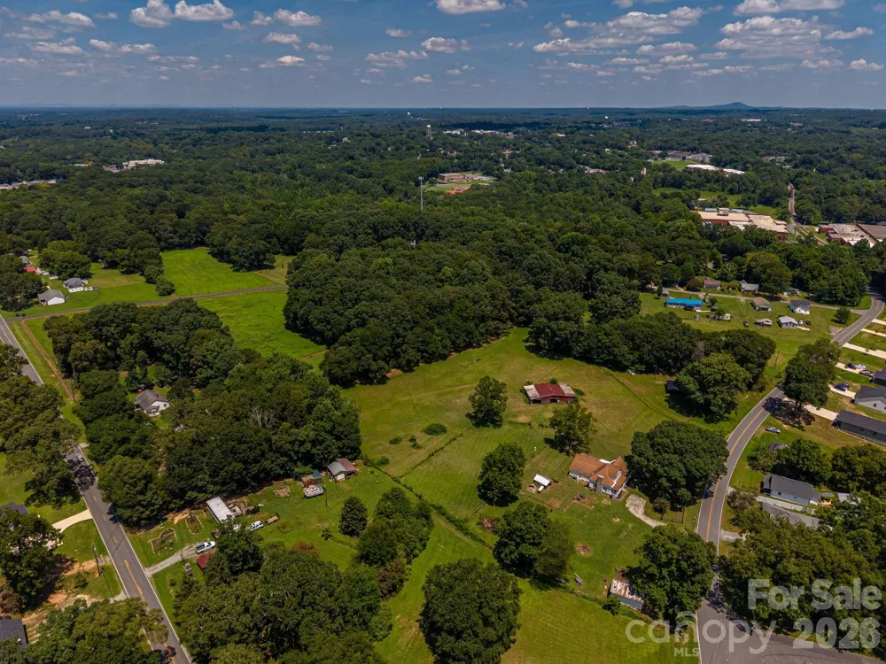 744 S Grove Street Extension Lincolnton, NC 28092
