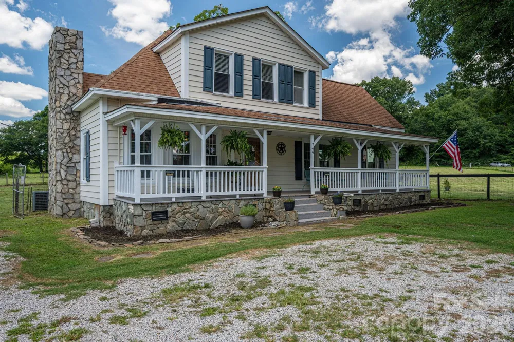 744 S Grove Street Extension Lincolnton, NC 28092
