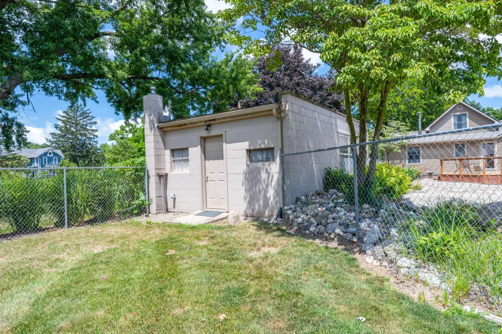 1314 Miners Road St. Joseph, MI 49085