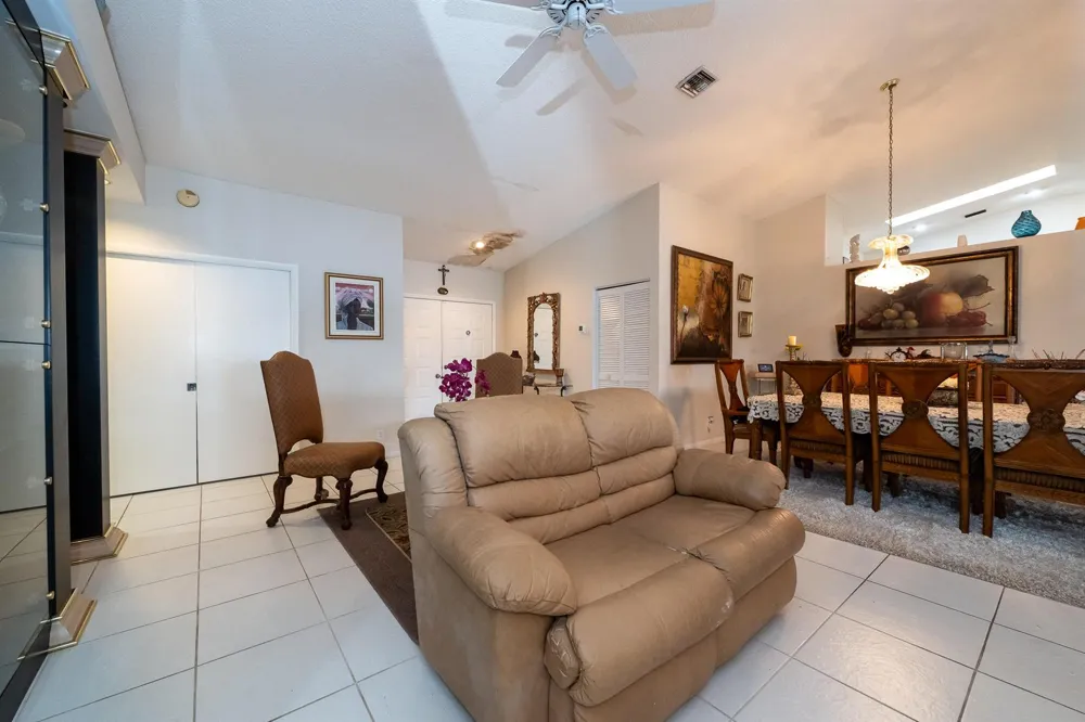 3973 SUMMER CHASE COURT Lake Worth, FL 33467