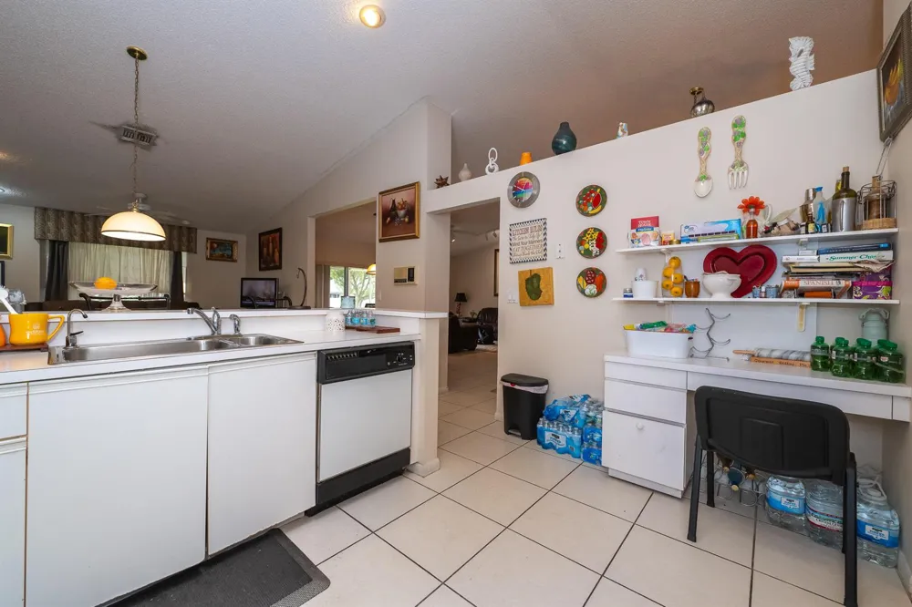 3973 SUMMER CHASE COURT Lake Worth, FL 33467