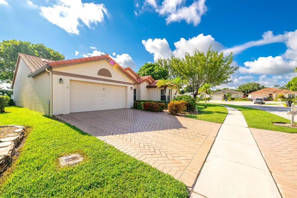 3973 SUMMER CHASE COURT Lake Worth, FL 33467