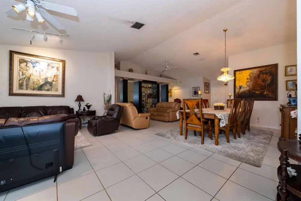 3973 SUMMER CHASE COURT Lake Worth, FL 33467
