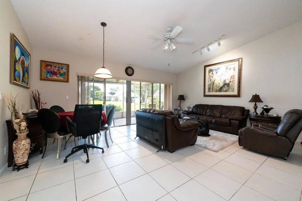3973 SUMMER CHASE COURT Lake Worth, FL 33467
