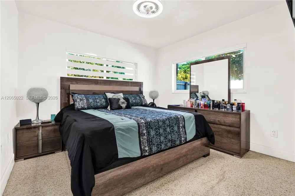 10100 Nicaragua Dr Cutler Bay, FL 33189