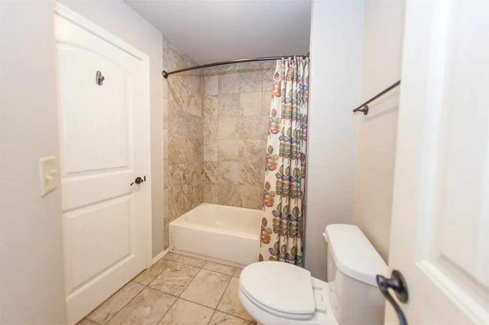 211 E 127th Street S Jenks, OK 74037