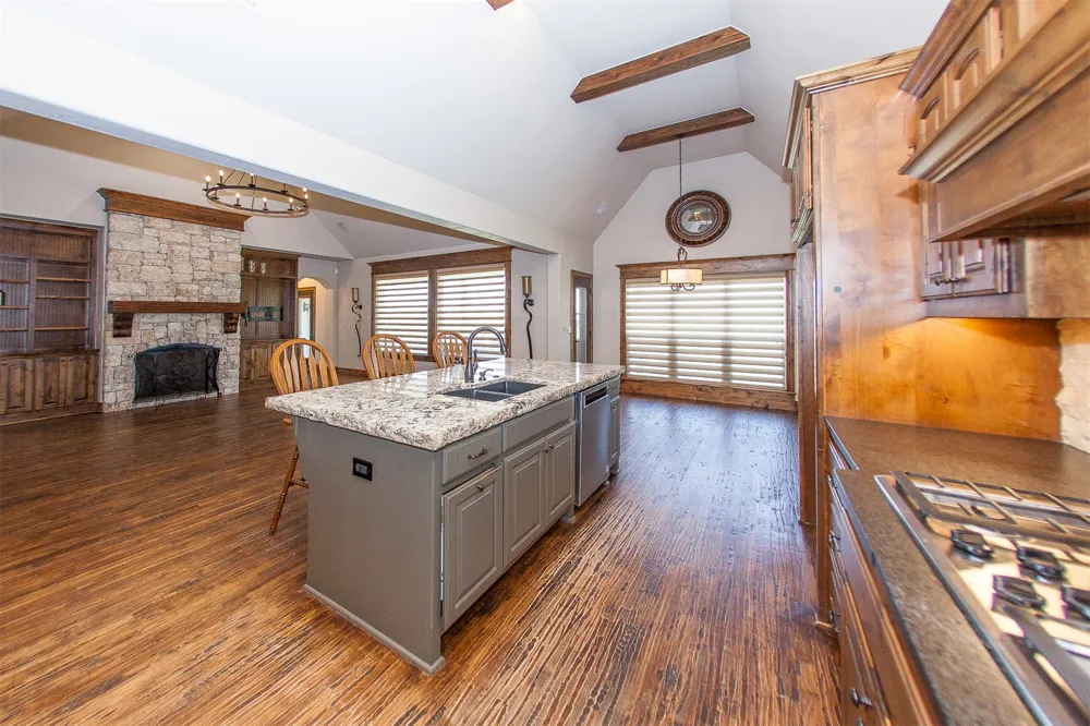 211 E 127th Street S Jenks, OK 74037