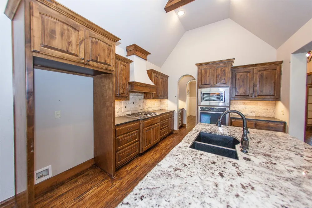 211 E 127th Street S Jenks, OK 74037