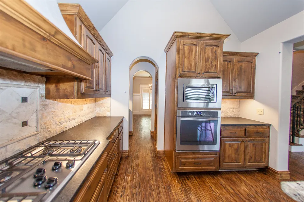 211 E 127th Street S Jenks, OK 74037