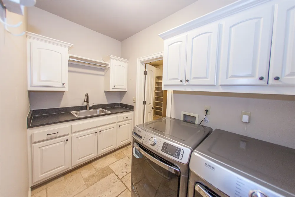 211 E 127th Street S Jenks, OK 74037