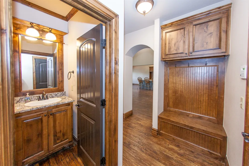 211 E 127th Street S Jenks, OK 74037