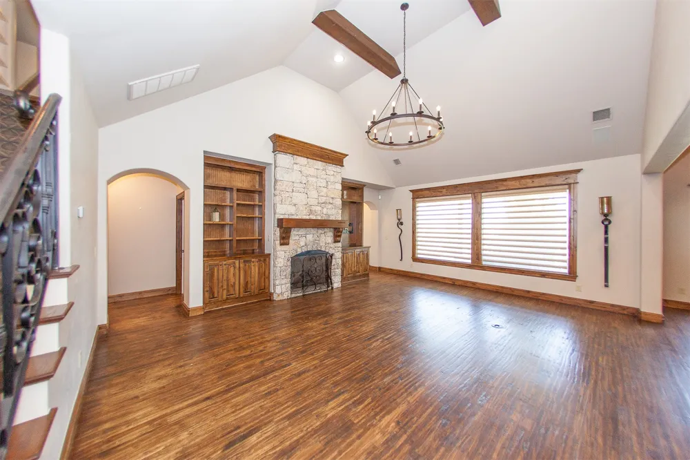 211 E 127th Street S Jenks, OK 74037