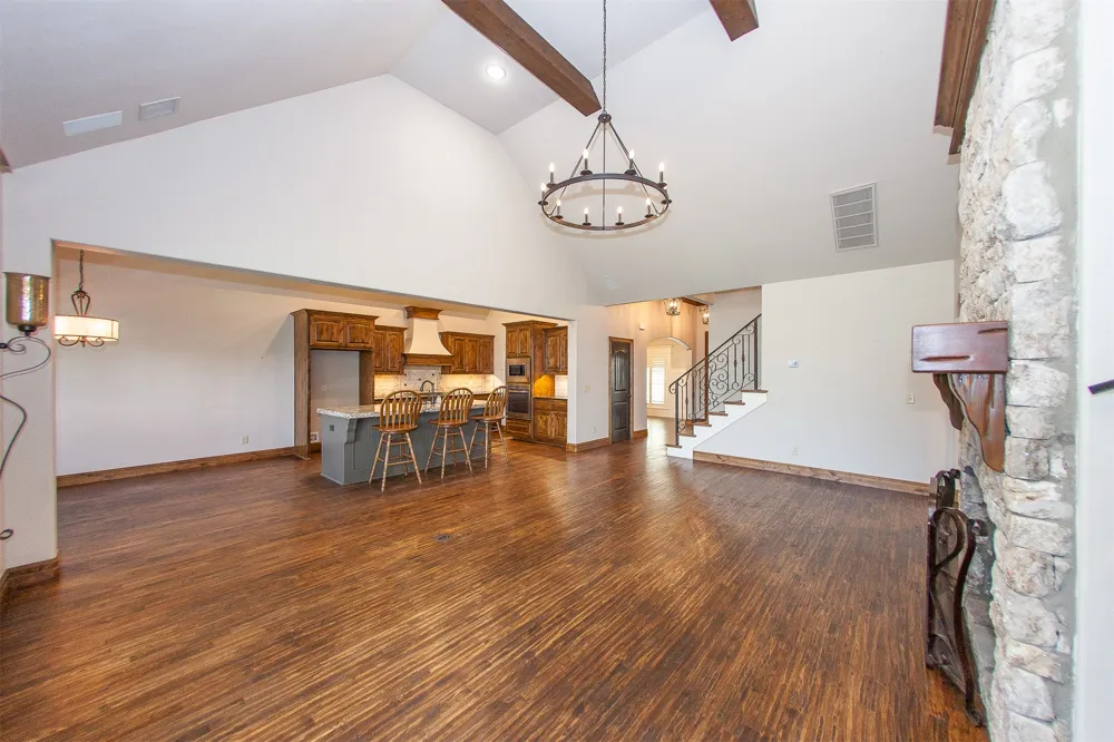 211 E 127th Street S Jenks, OK 74037