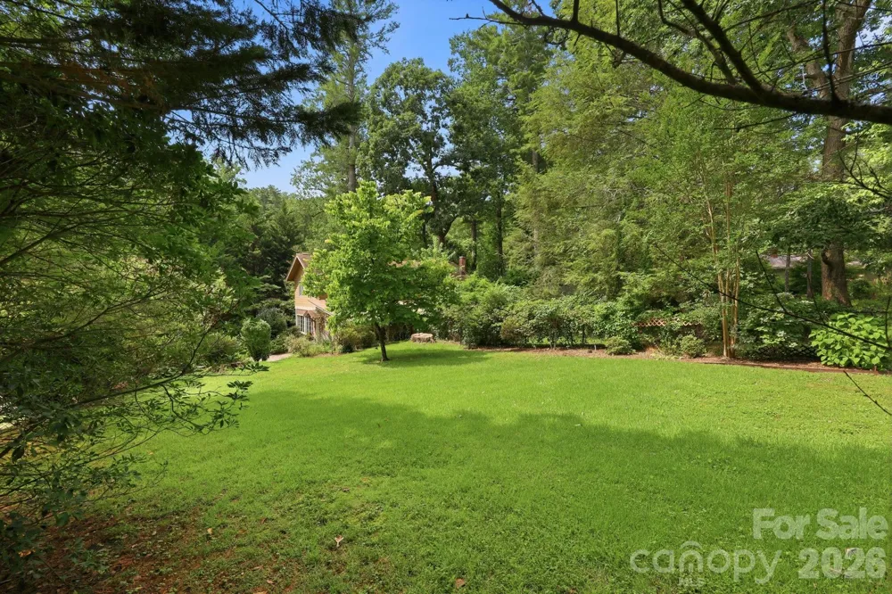 1925 Laurel Park Highway Hendersonville, NC 28739