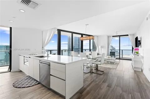 1300 S Miami Ave #4505