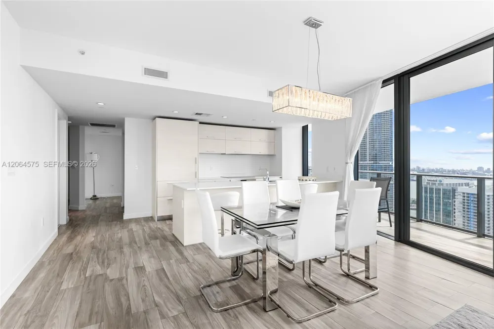 1300 S Miami Ave #4505 Miami, FL 33130