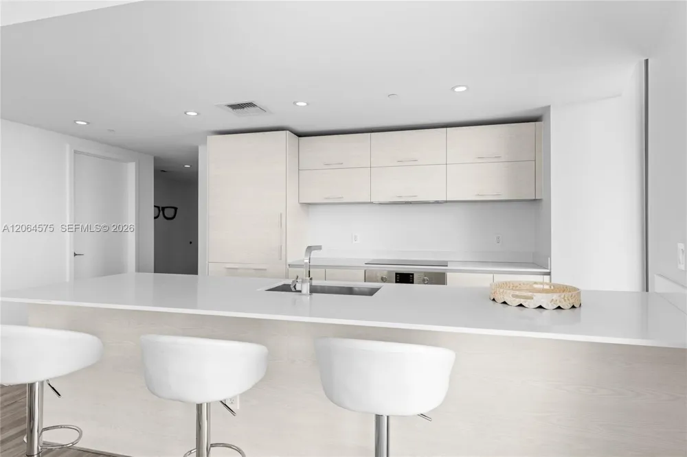 1300 S Miami Ave #4505 Miami, FL 33130
