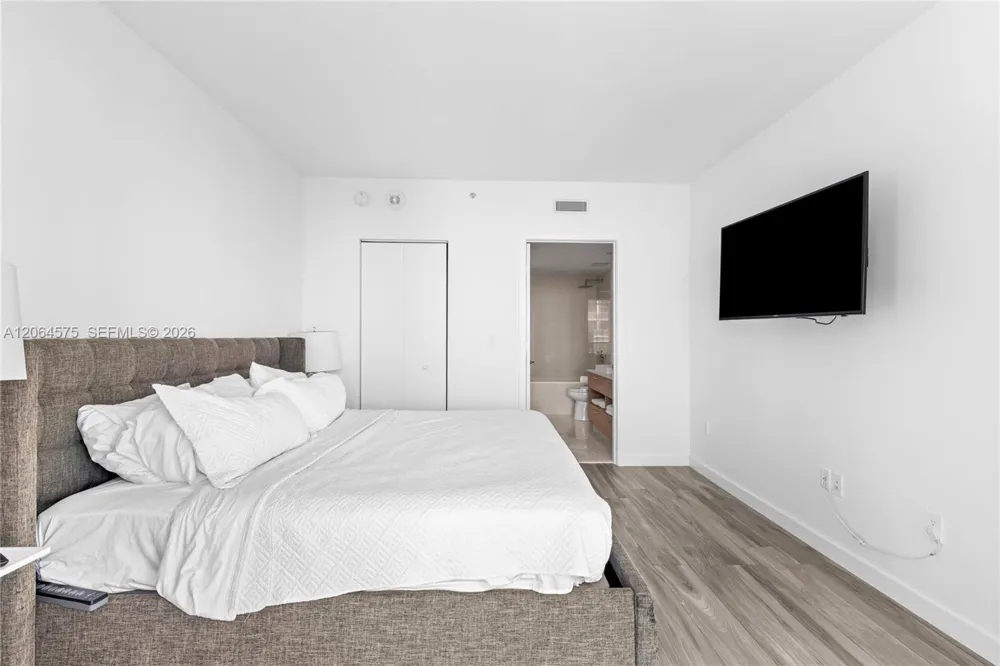 1300 S Miami Ave #4505 Miami, FL 33130