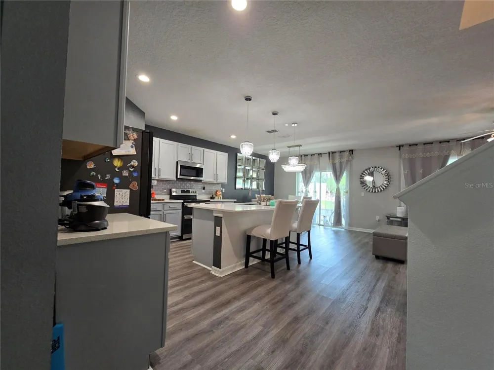 9646 TRONCAIS Thonotosassa, FL 33592