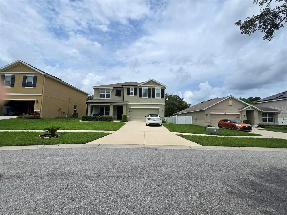 9646 TRONCAIS Thonotosassa, FL 33592