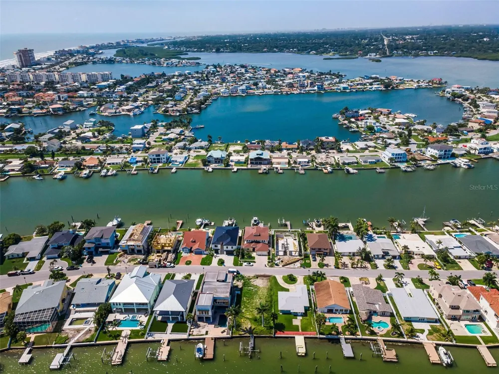 17043 DOLPHIN DRIVE North Redington Beach, FL 33708