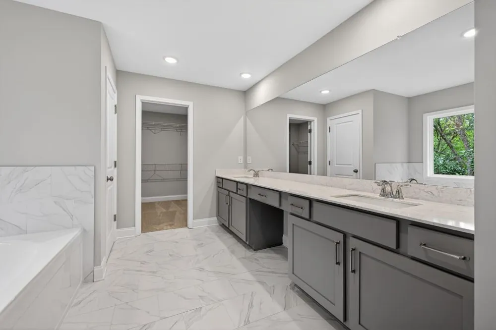 4862 White Street Sugar Hill, GA 30518