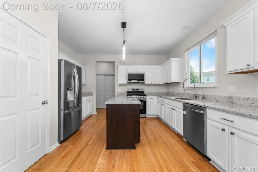 934 Running Brook Drive Holly Township, MI 48442