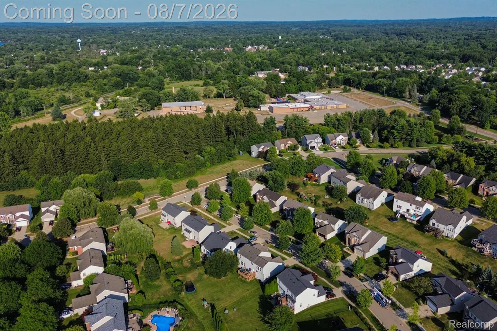 934 Running Brook Drive Holly Township, MI 48442
