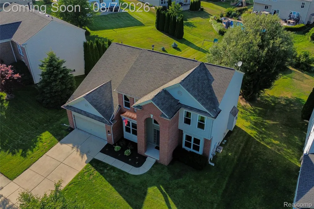 934 Running Brook Drive Holly Township, MI 48442