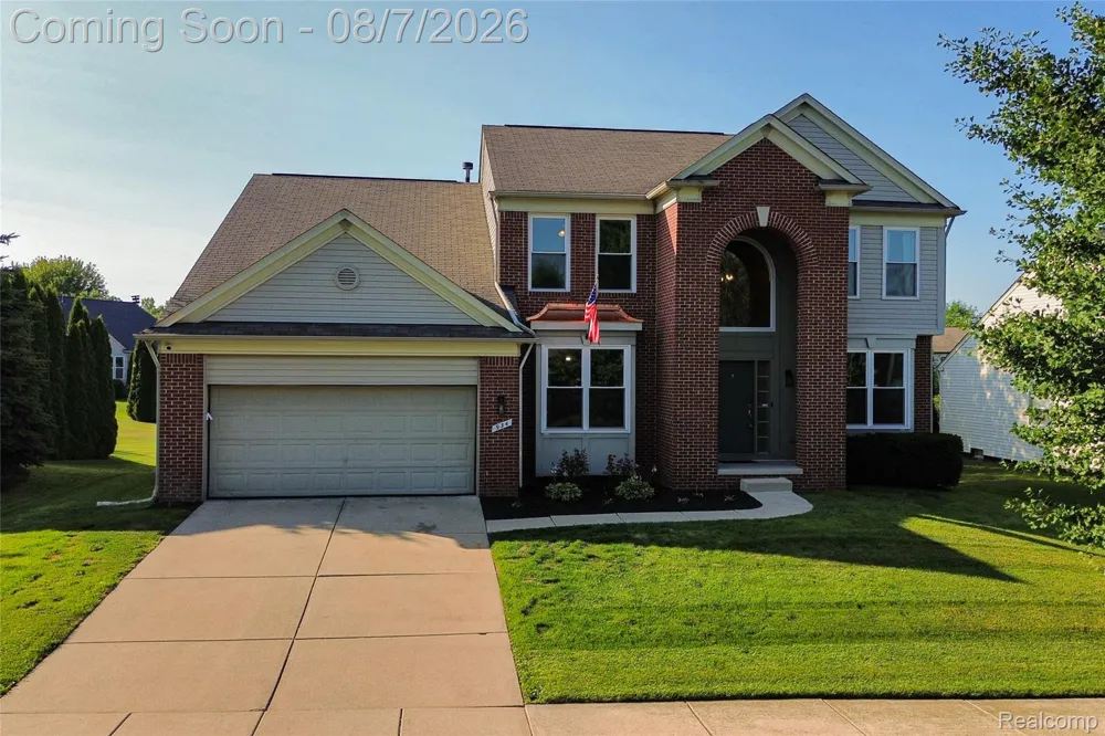 934 Running Brook Drive Holly Township, MI 48442