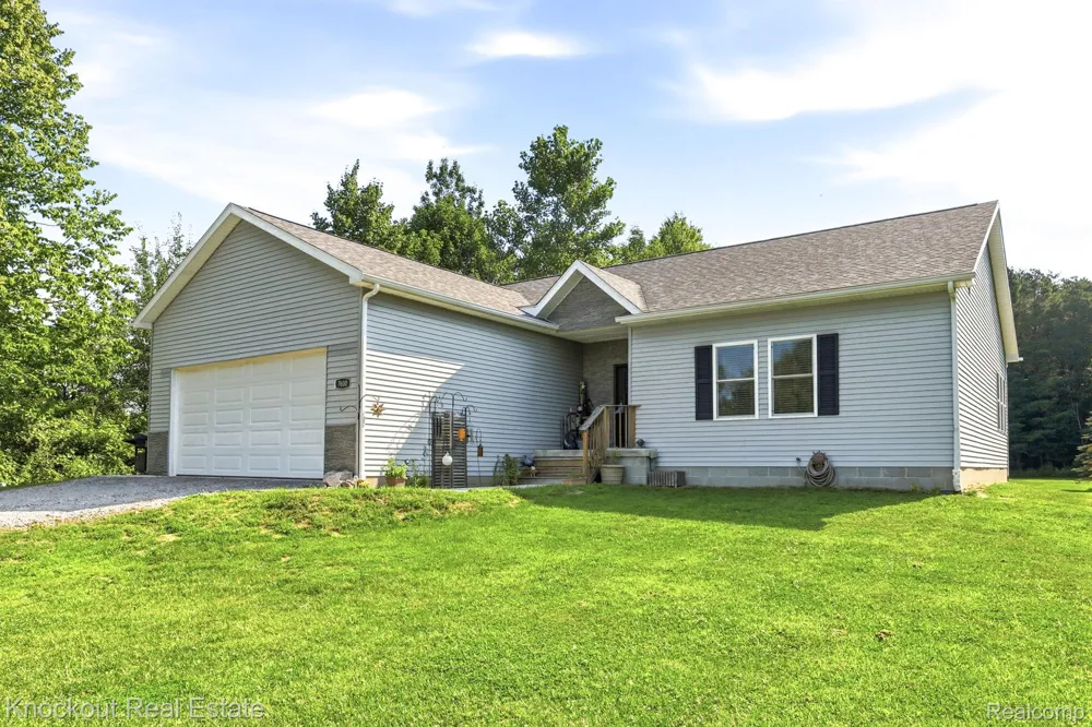 7600 Pine Grove Circle Millington Township, MI 48746