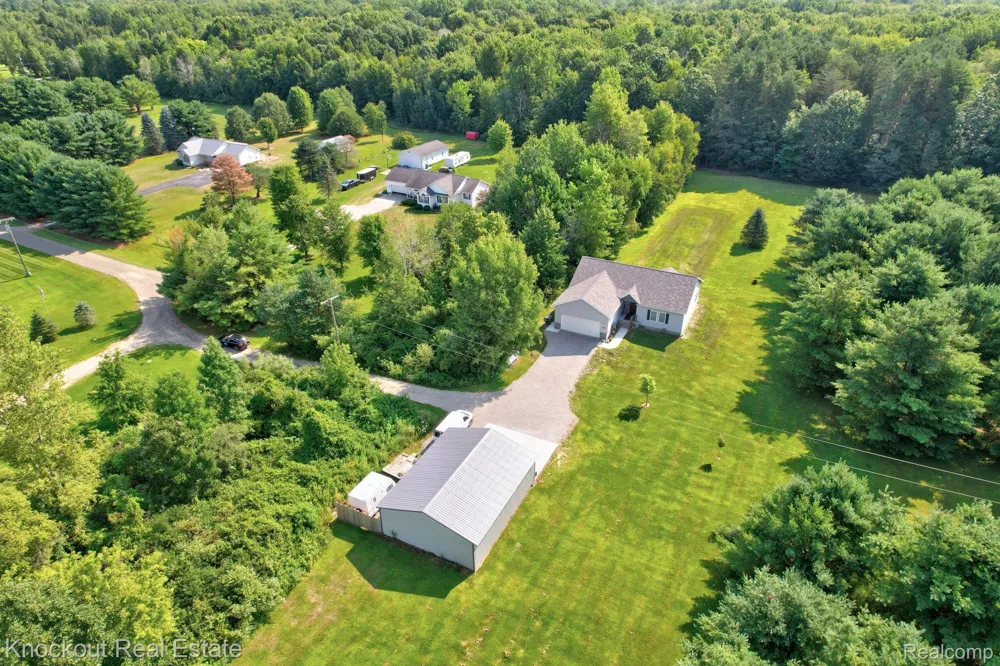 7600 Pine Grove Circle Millington Township, MI 48746