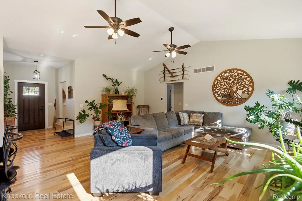 7600 Pine Grove Circle Millington Township, MI 48746