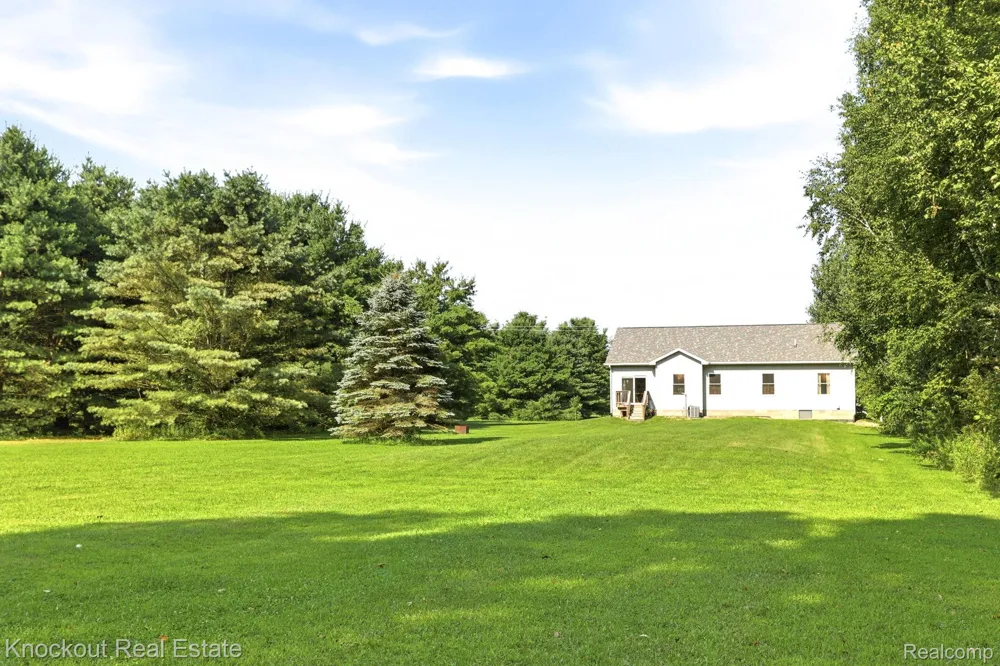 7600 Pine Grove Circle Millington Township, MI 48746