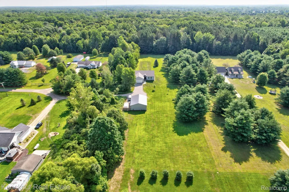 7600 Pine Grove Circle Millington Township, MI 48746