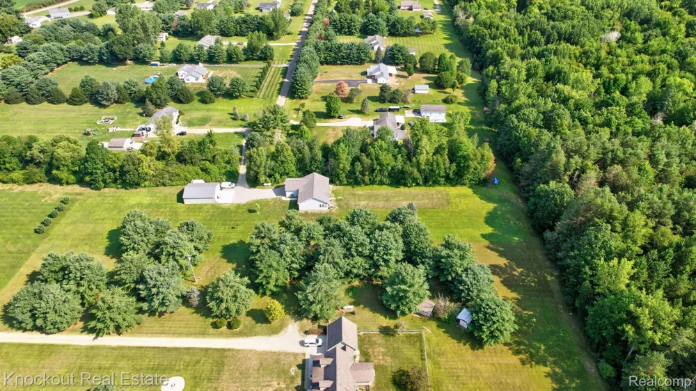 7600 Pine Grove Circle Millington Township, MI 48746