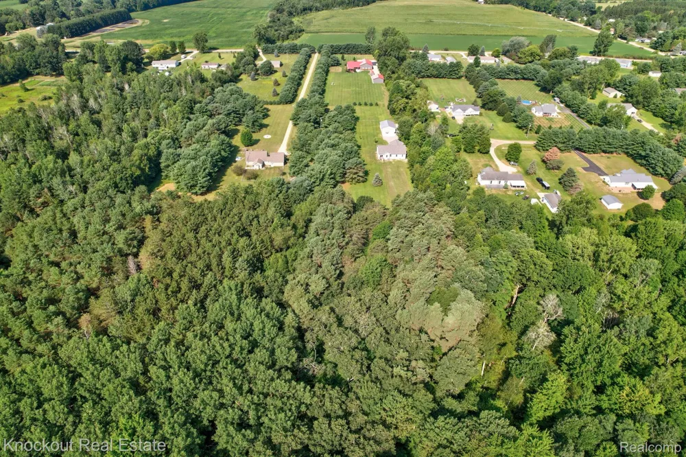 7600 Pine Grove Circle Millington Township, MI 48746