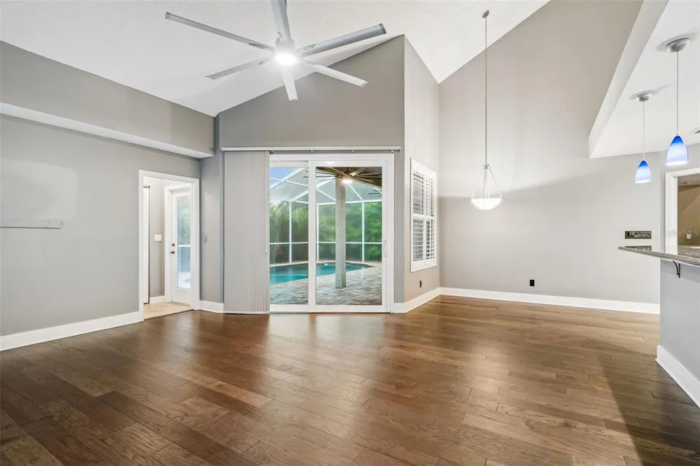 1128 MAINSAIL DRIVE Tarpon Springs, FL 34689